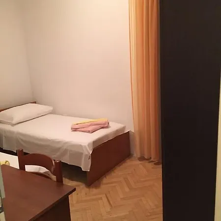 Апартаменти Lucia *